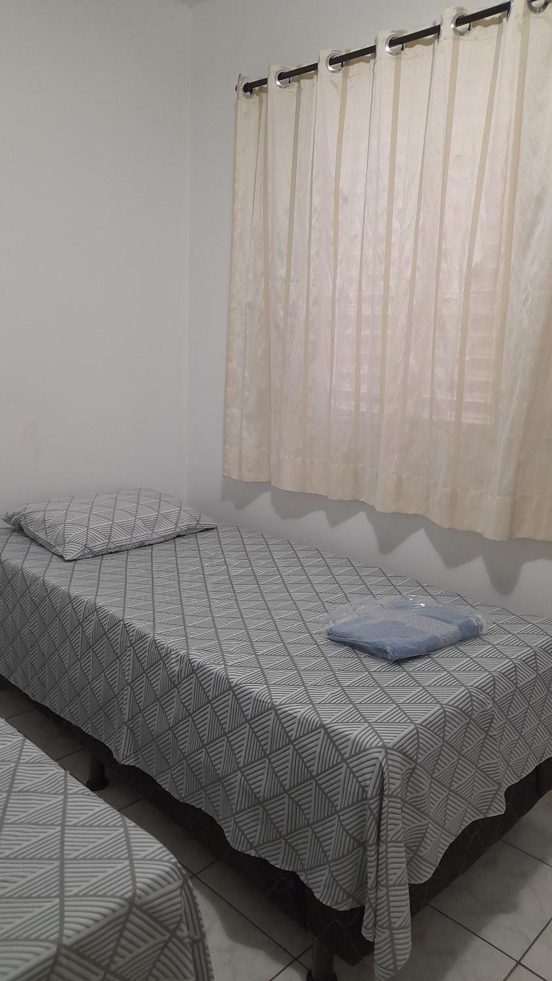Quarto em Apto ao lado Shopping Cuiabá Quarto foto